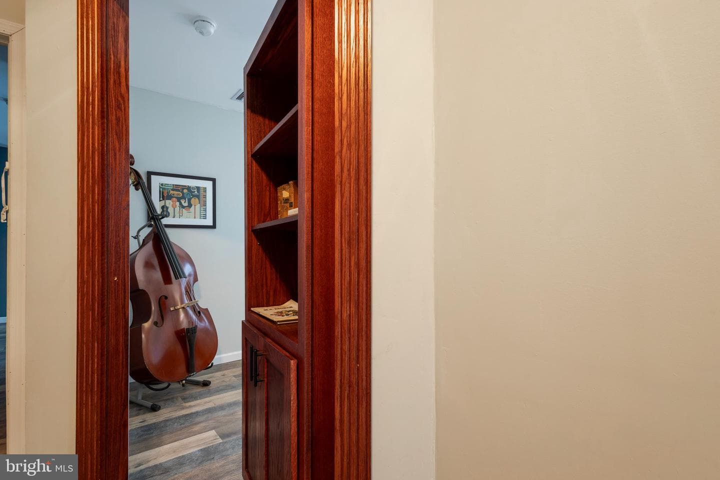 423 Vernon Road photo 28