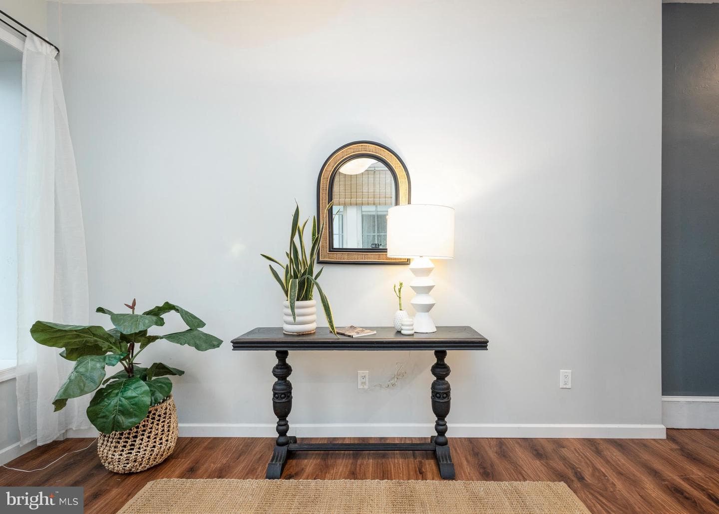423 Vernon Road photo 6