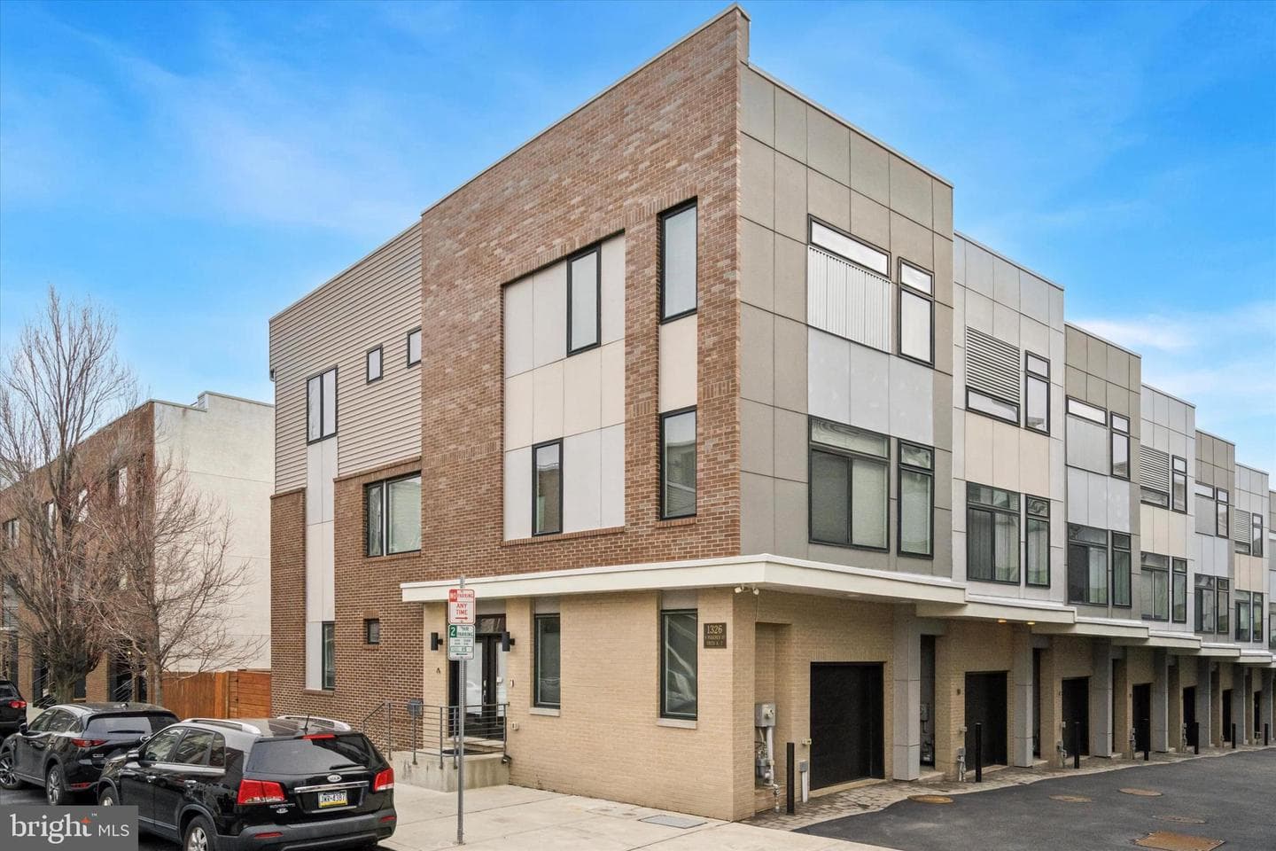 1336 N Mascher Street #a photo 1