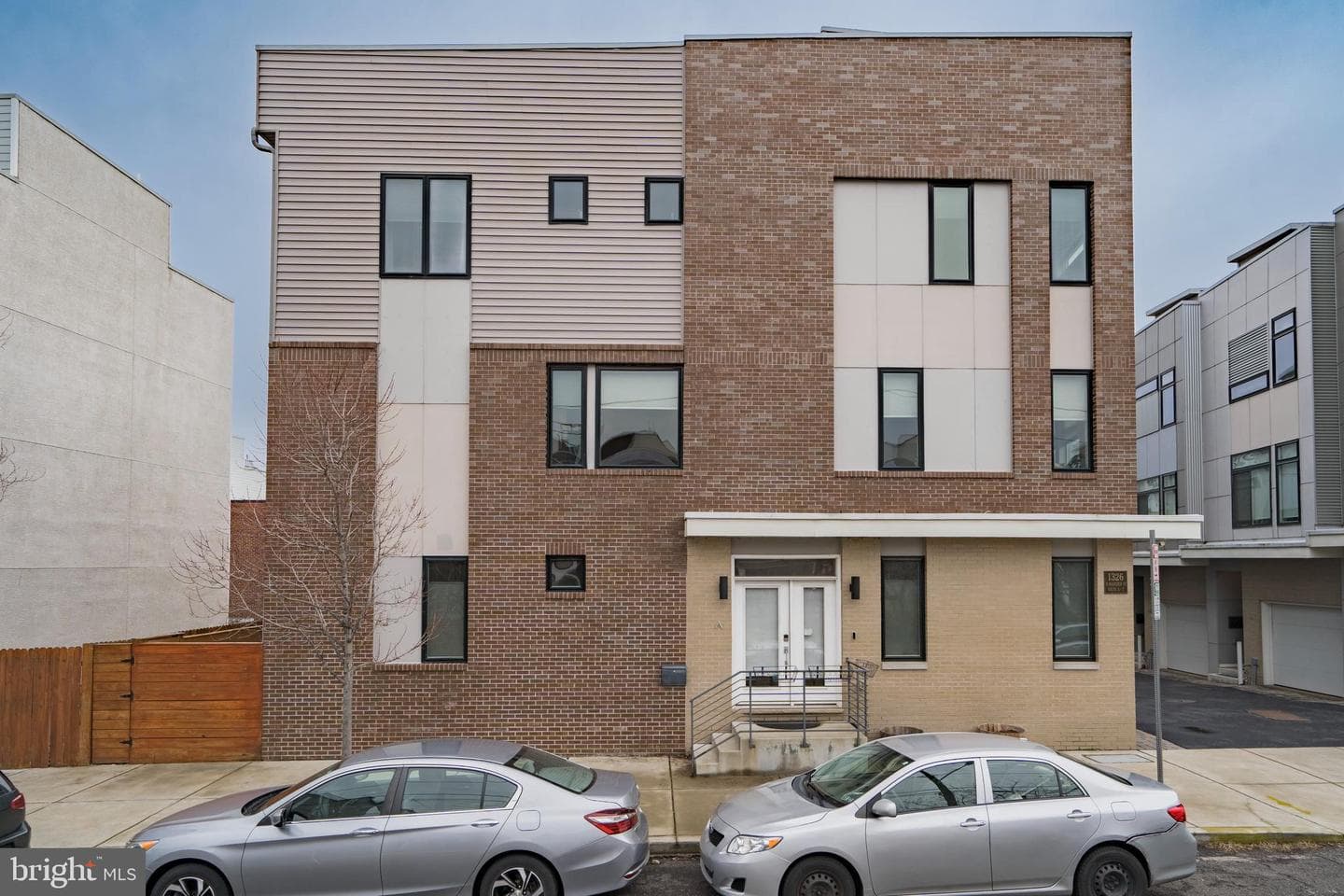 1336 N Mascher Street #a photo 3