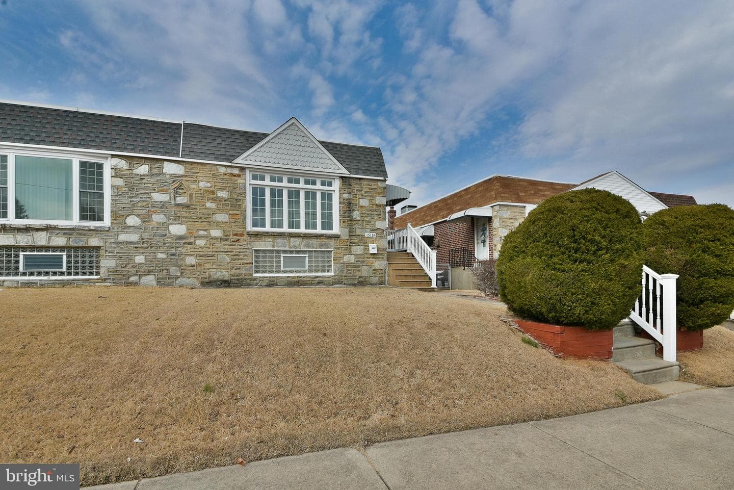 15118 Milford Street photo 2