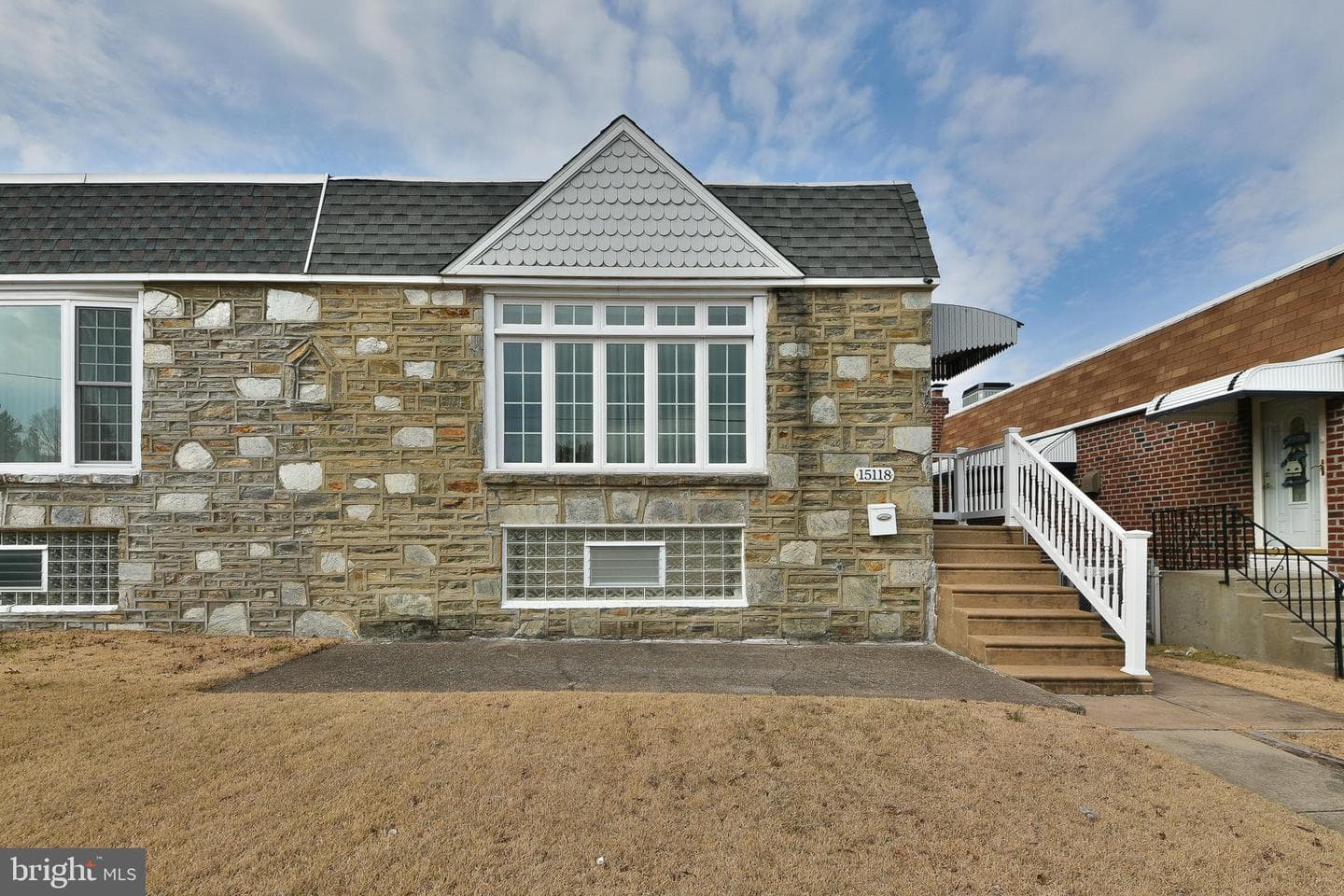 15118 Milford Street photo 3