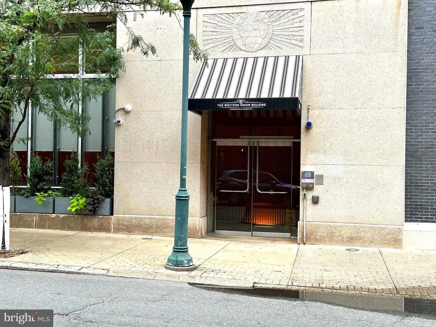 1101 Locust Street #6d photo 3