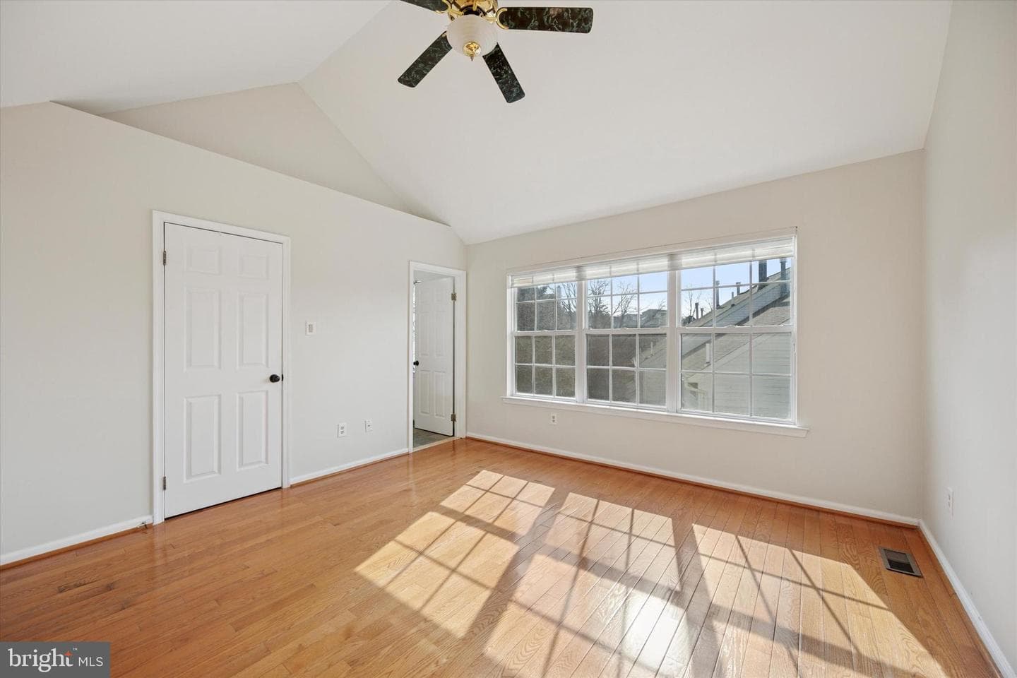 6714 Cinnamon Drive photo 21