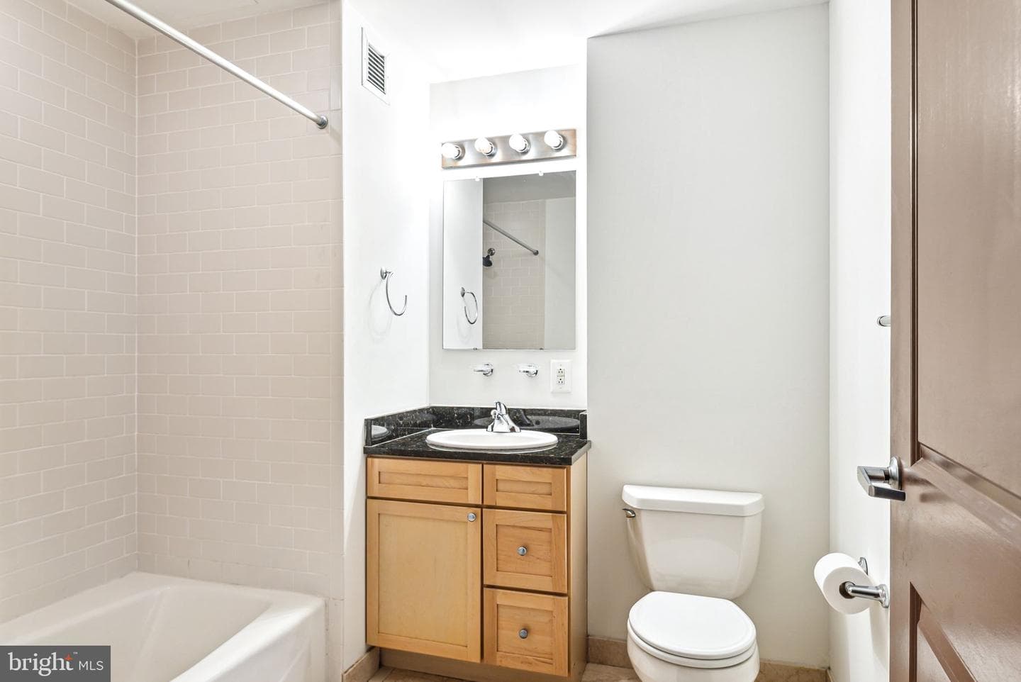111 S 15th Street #1810 photo 16
