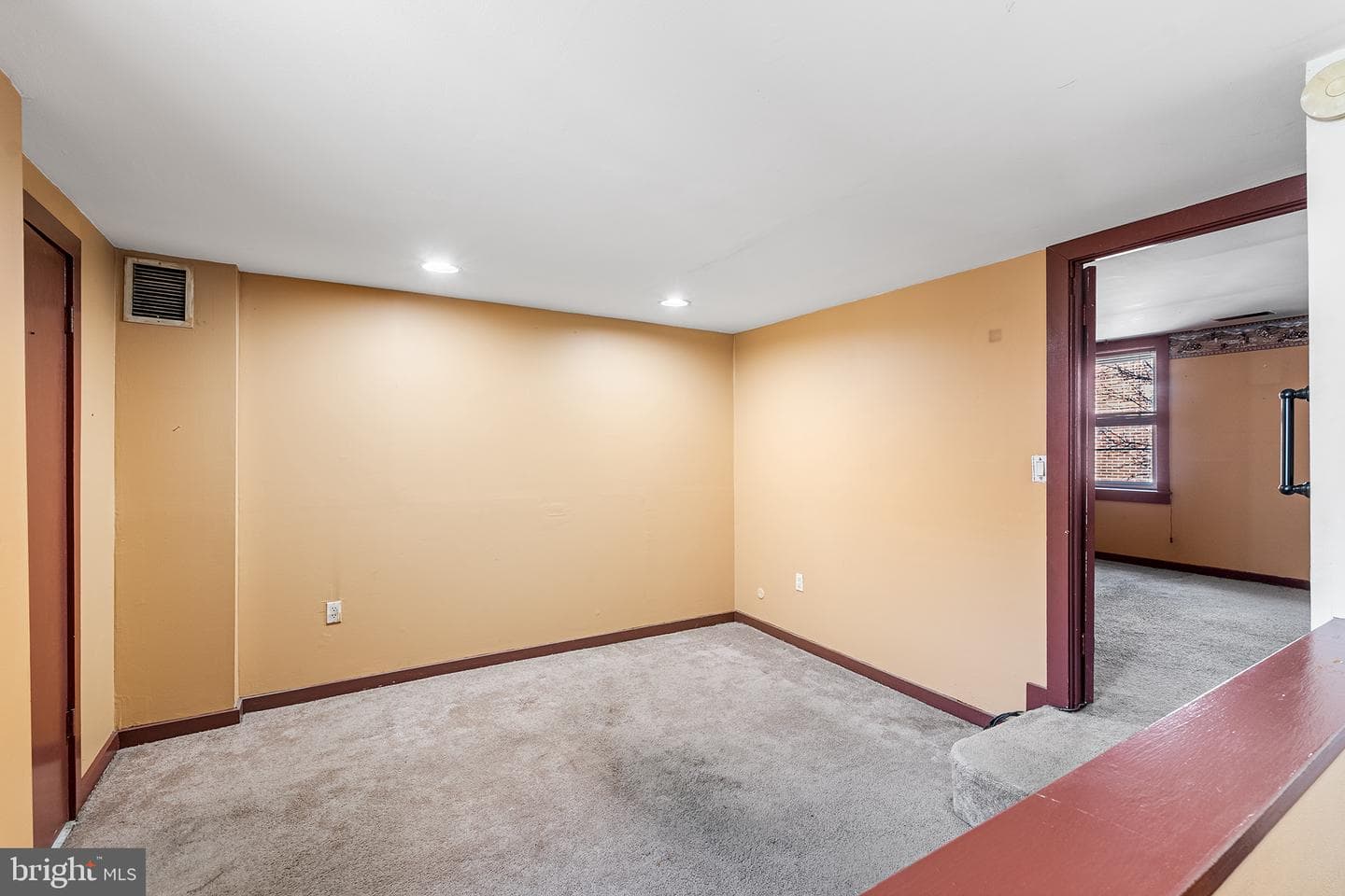 826 Kimball Street photo 7