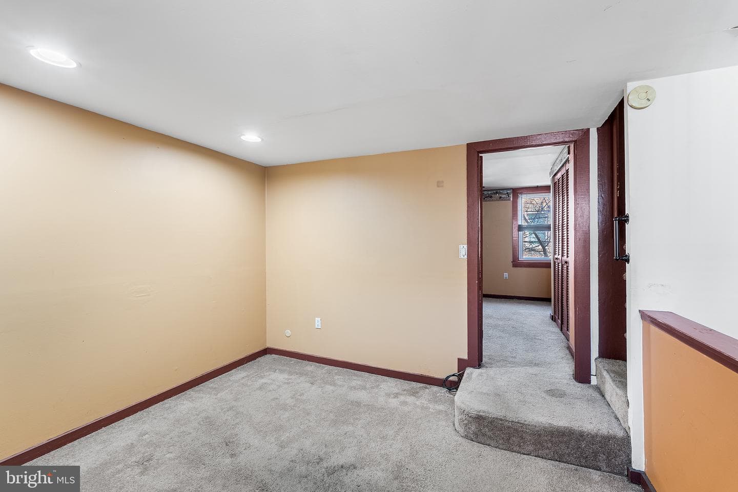 826 Kimball Street photo 8