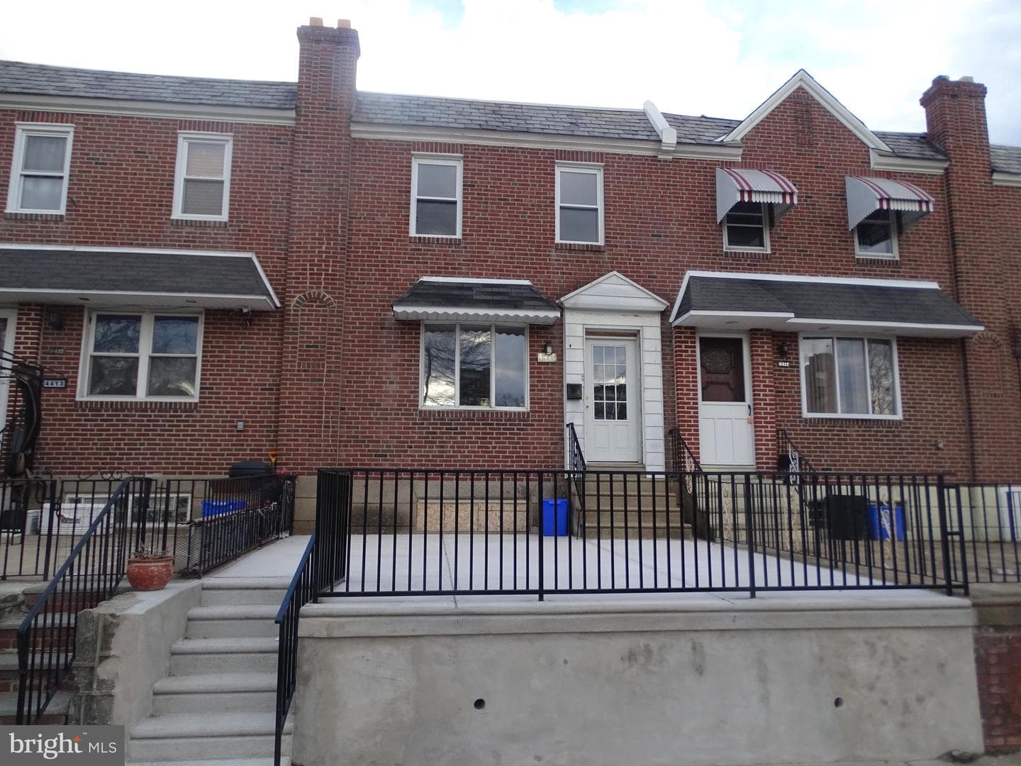 4415 Bleigh Avenue photo 2