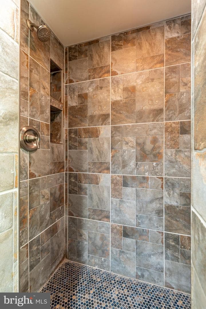 4664 Canton Street photo 12