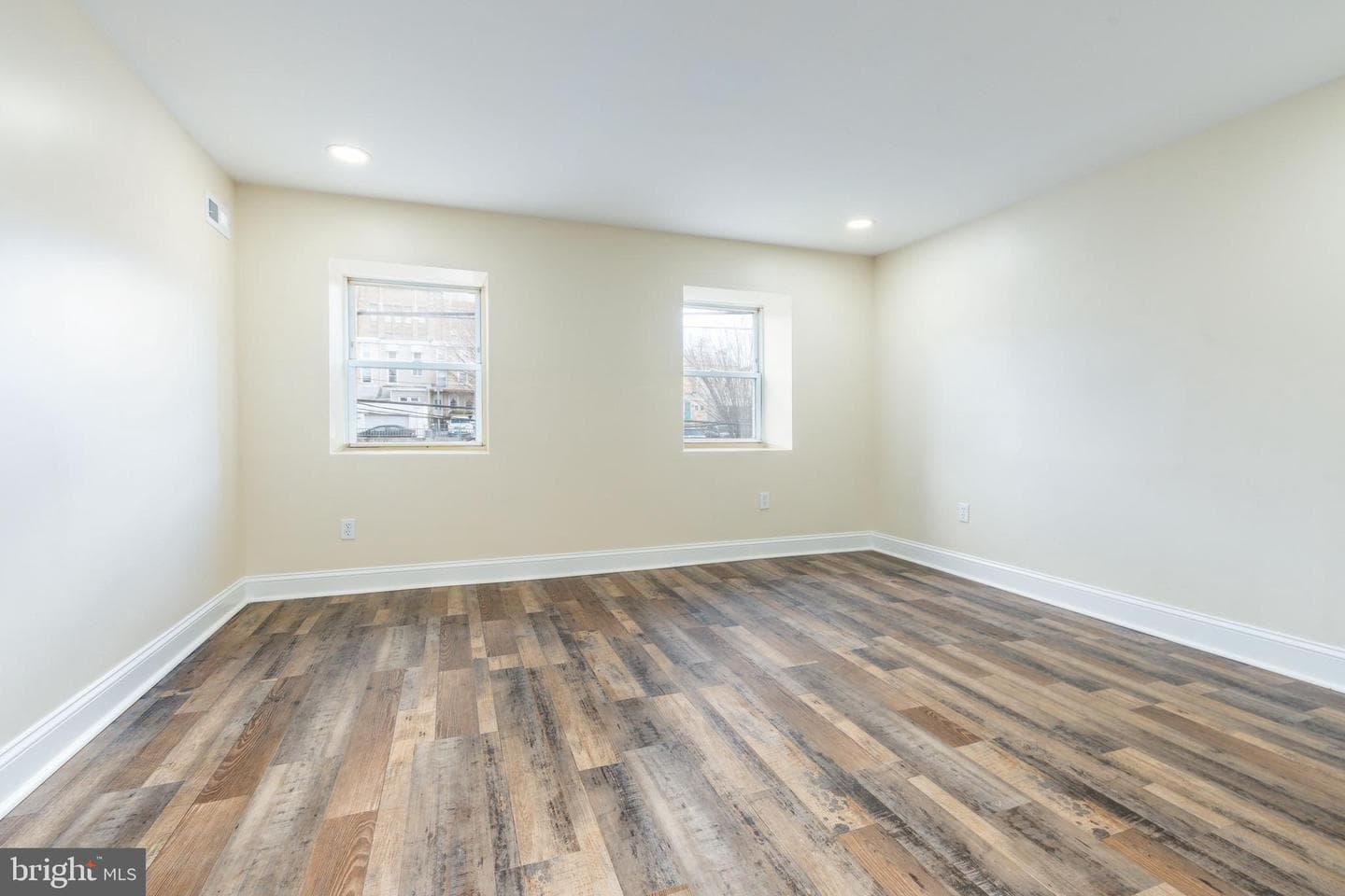 4664 Canton Street photo 13