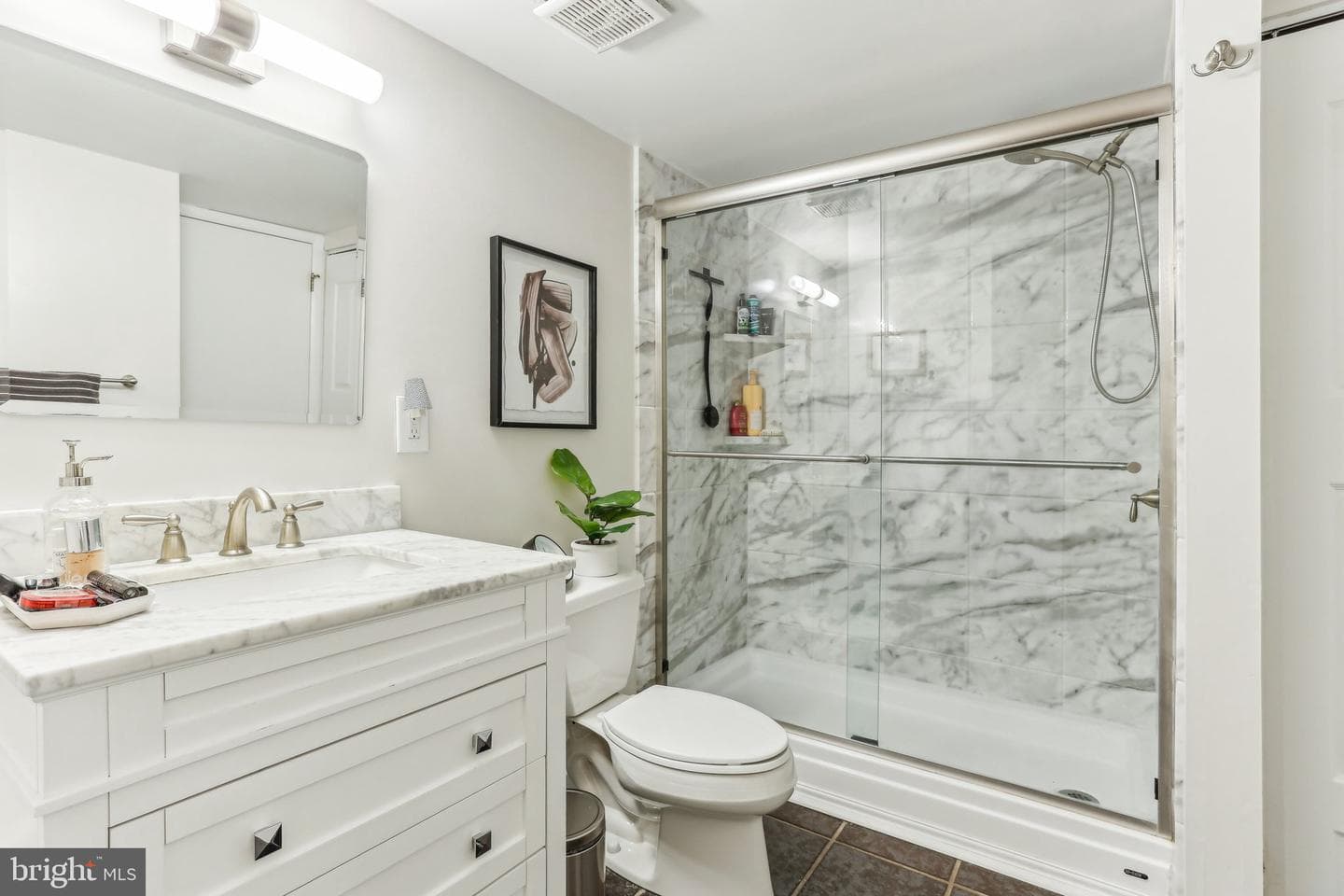 849 S 7th #4d photo 25