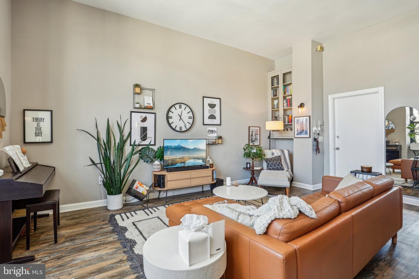 849 S 7th #4d photo 4