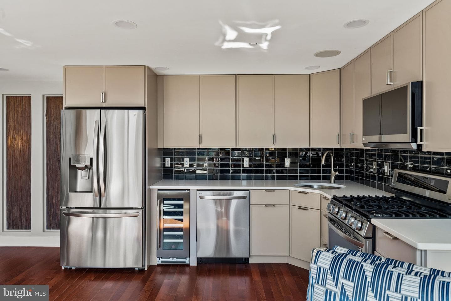 2200 Arch Street #1205 photo 10