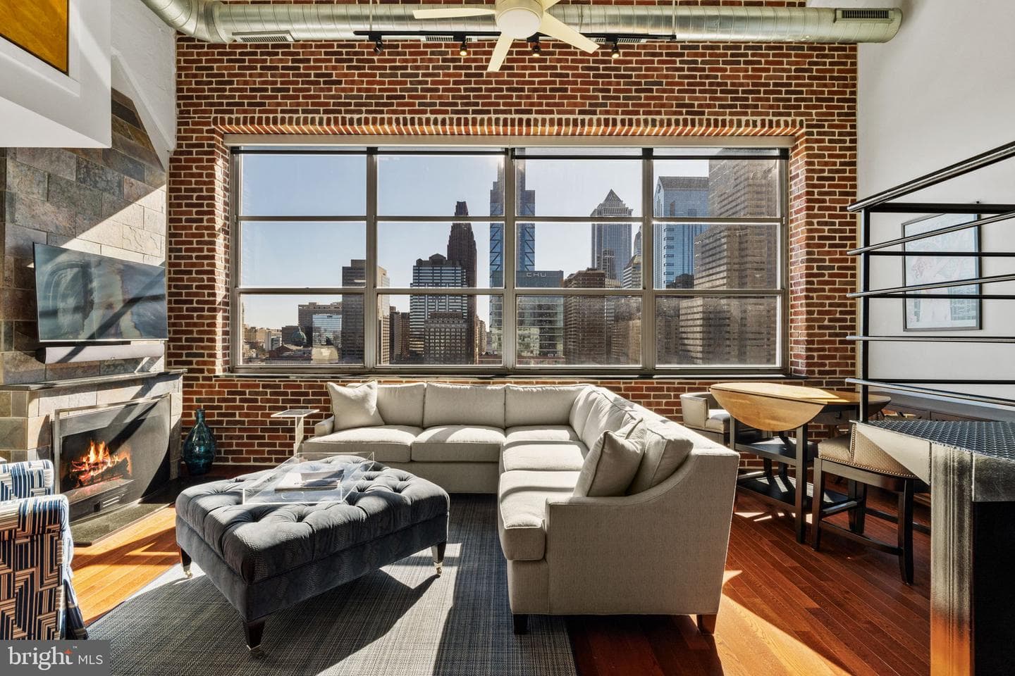 2200 Arch Street #1205 photo 2
