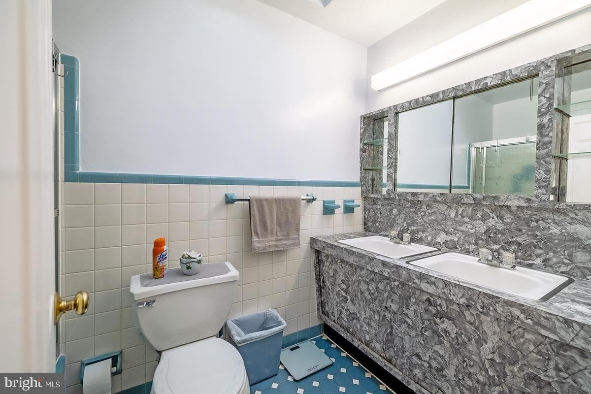 7838 Anita Drive photo 21
