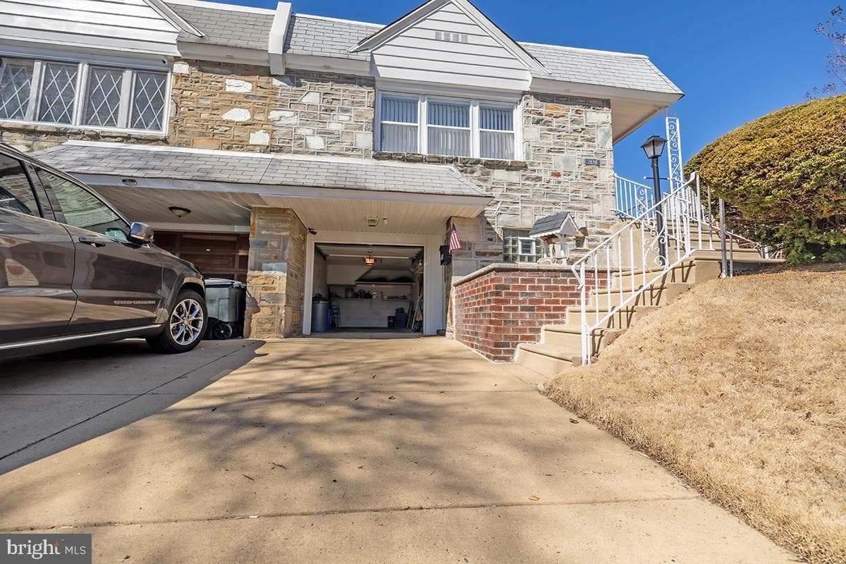 7838 Anita Drive photo 3