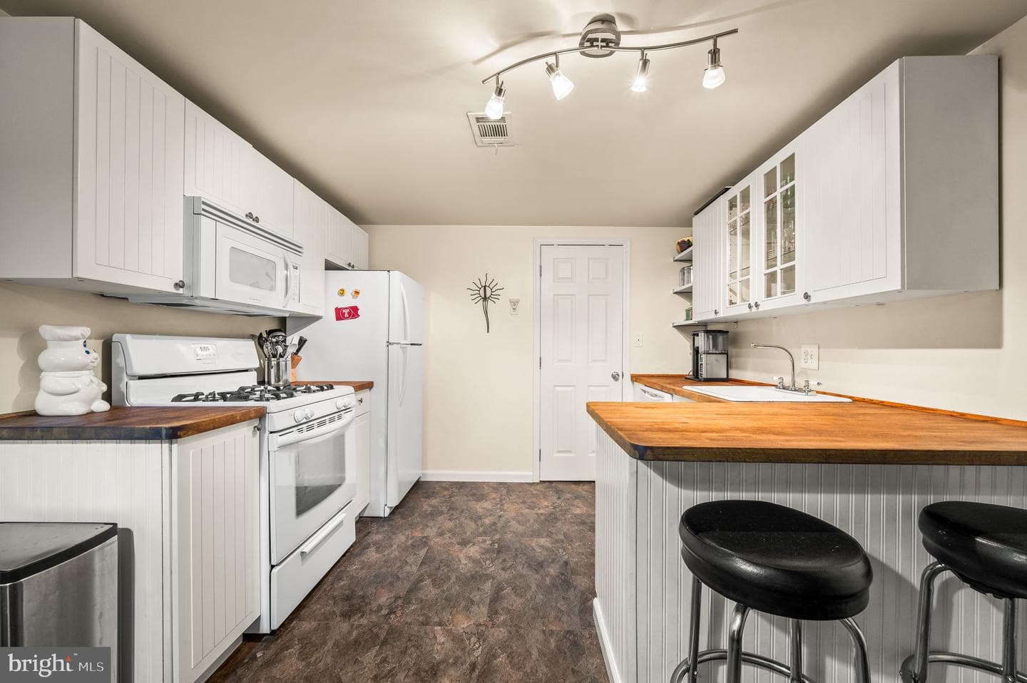707 N 3rd Street #b photo 5