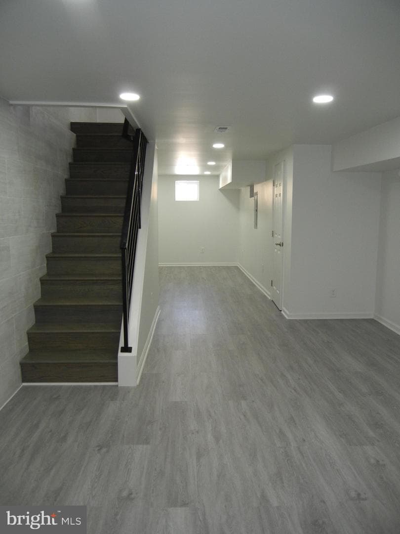 64 E Hortter Street photo 20