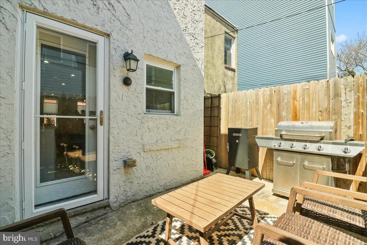 1521 S Capitol Street photo 15