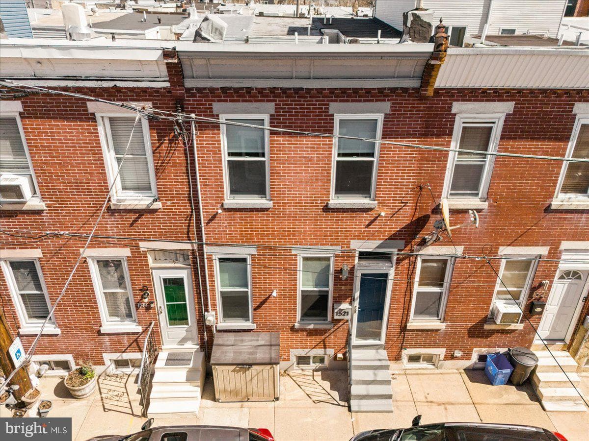 1521 S Capitol Street photo 3
