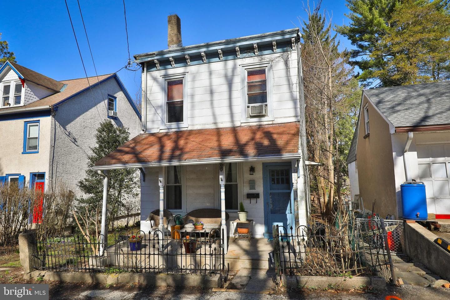745 Hendren Street photo 1