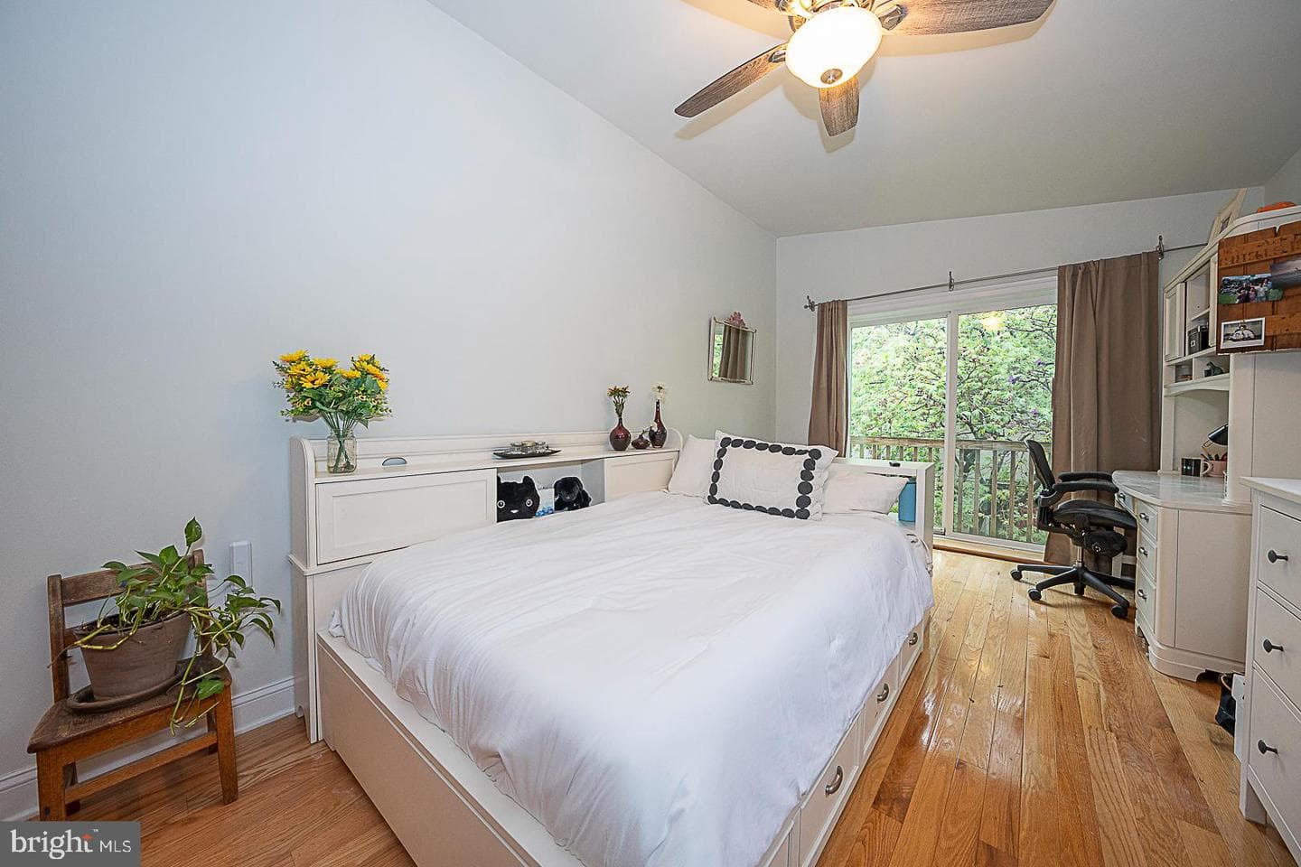 2317 Fairmount Avenue photo 23
