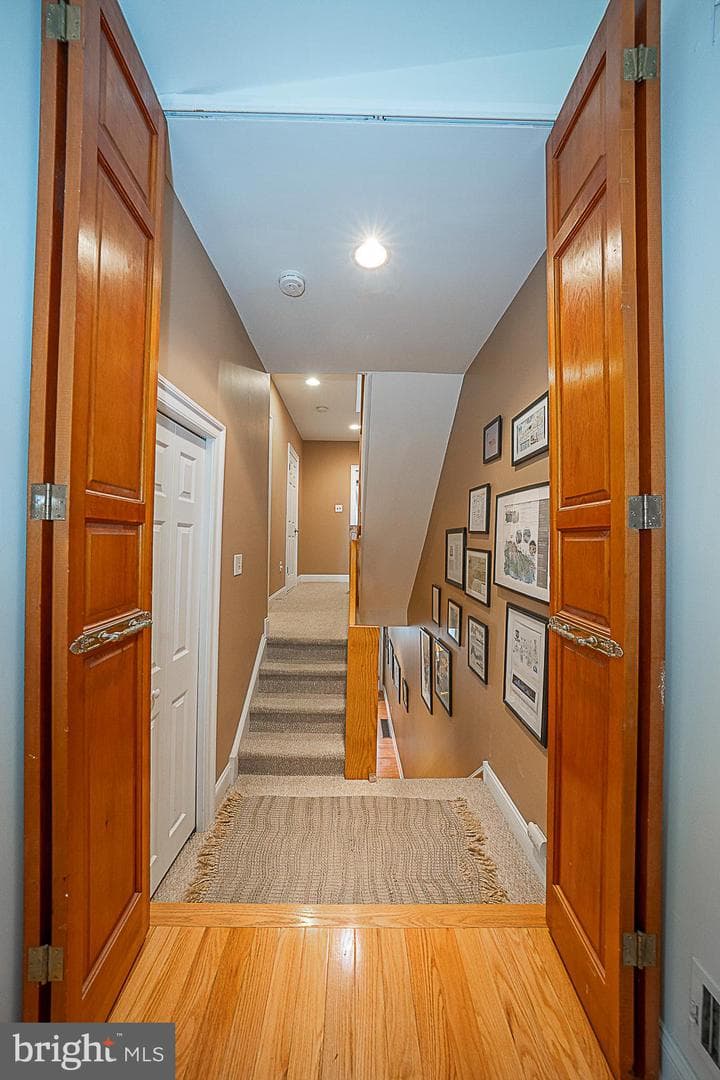 2317 Fairmount Avenue photo 26