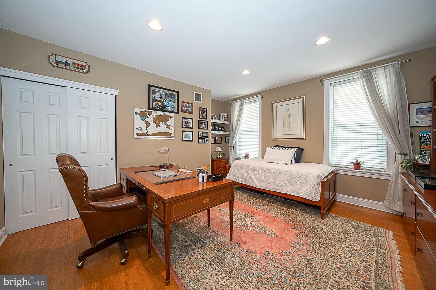 2317 Fairmount Avenue photo 29