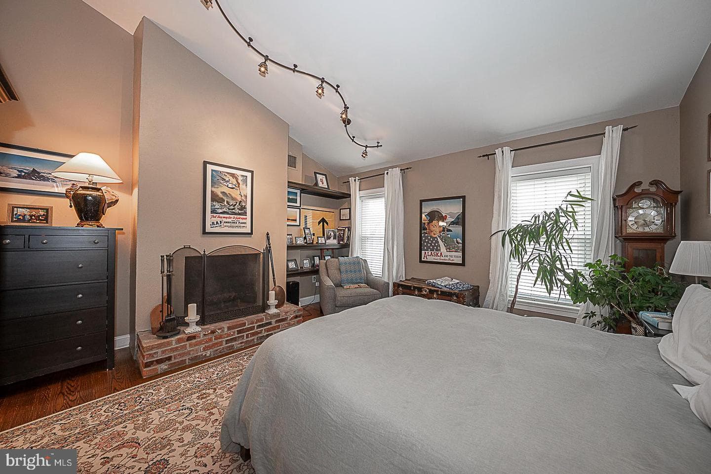 2317 Fairmount Avenue photo 35