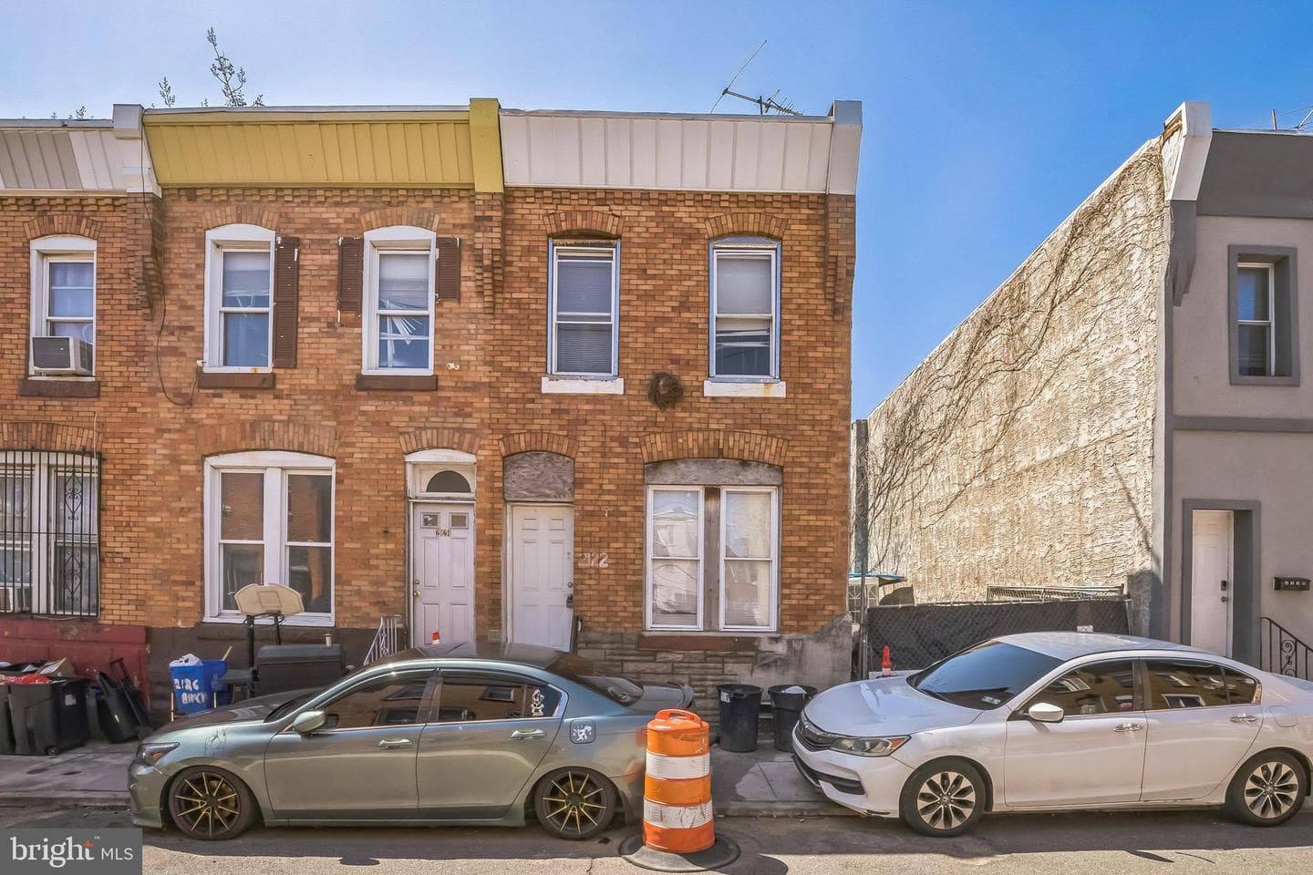 2122 E Birch Street photo 12