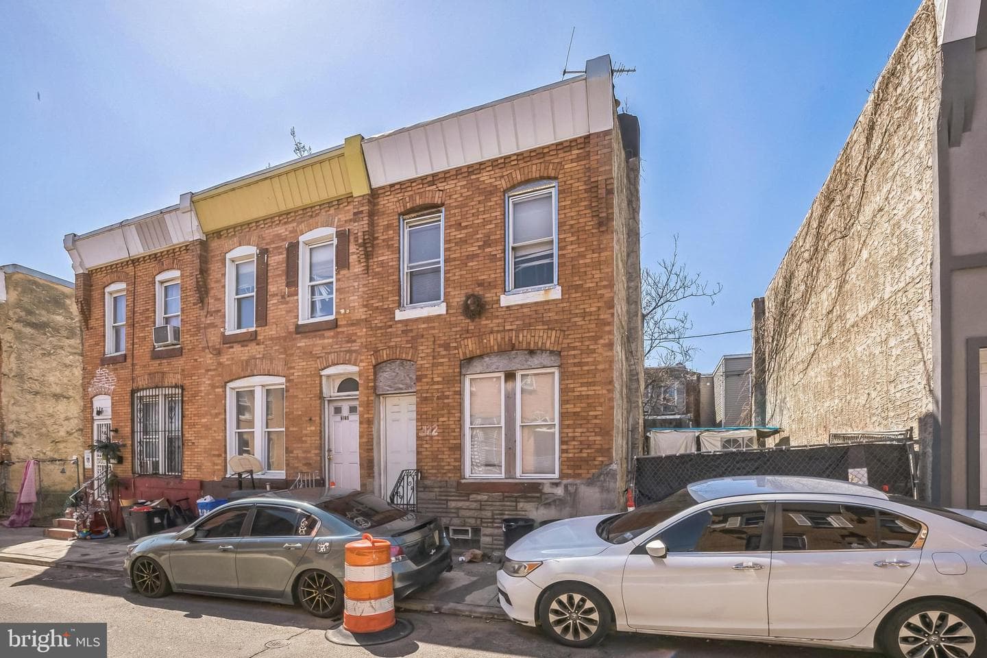 2122 E Birch Street photo 13