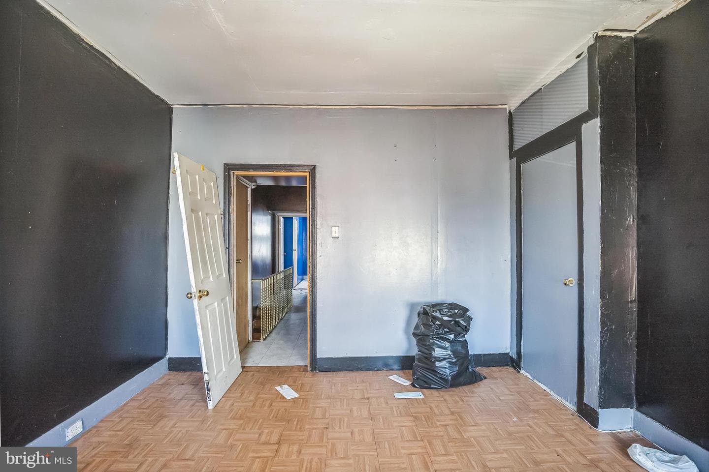 2122 E Birch Street photo 6