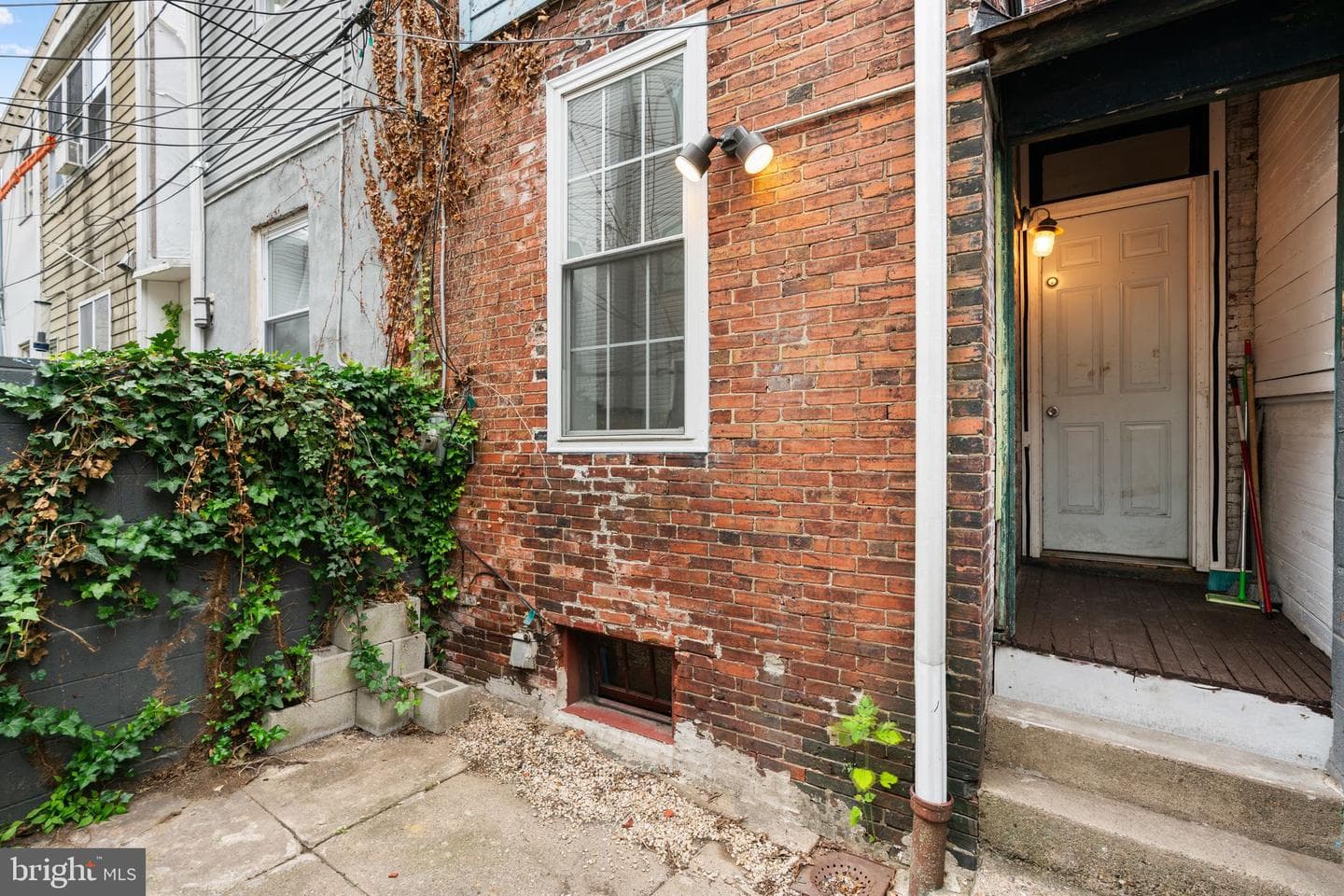 5130 Malcolm Street photo 18