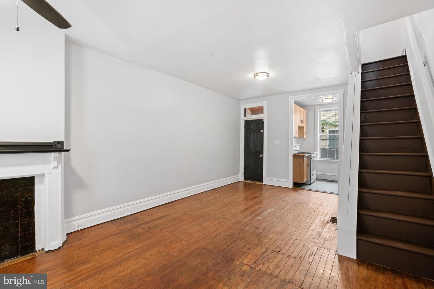 5130 Malcolm Street photo 4