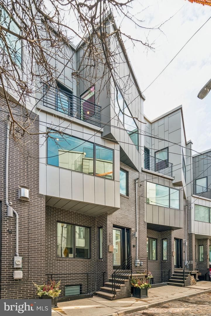 825 N Orkney Street photo 3