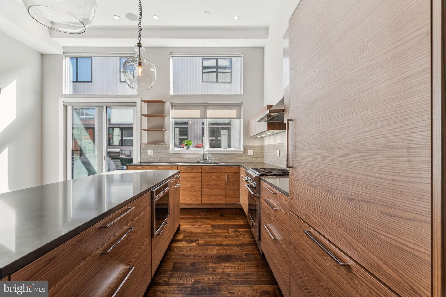 825 N Orkney Street photo 30