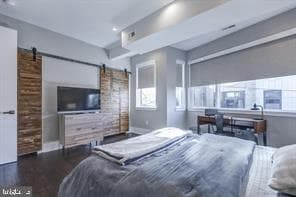 825 N Orkney Street photo 39