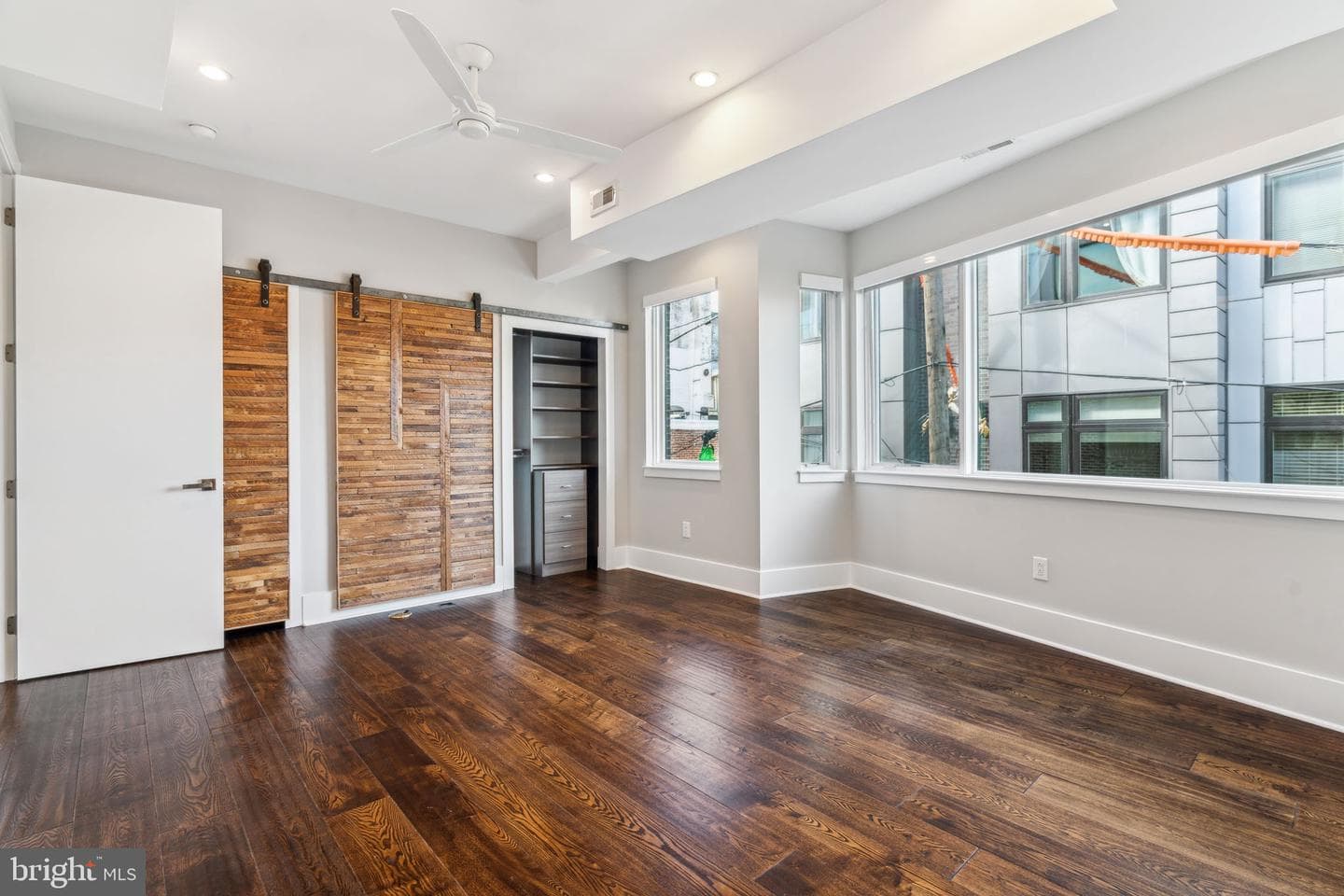 825 N Orkney Street photo 43