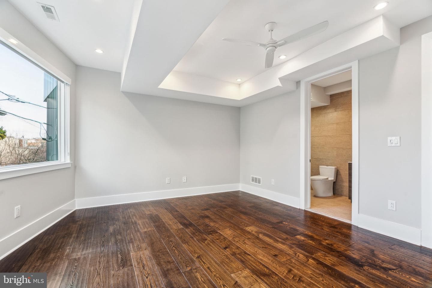 825 N Orkney Street photo 47