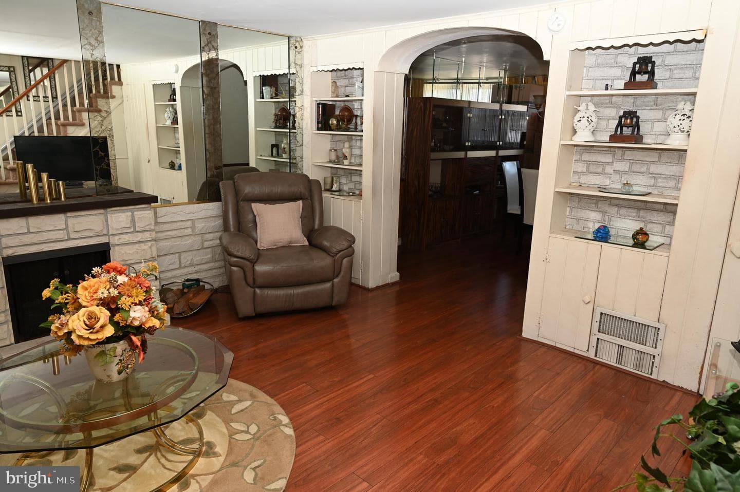 1536 E Pastorius Street photo 6