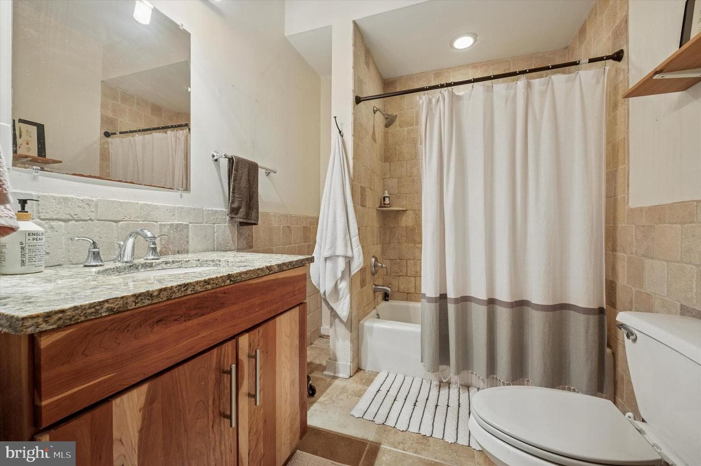 1524 N Hancock Street #204 photo 20