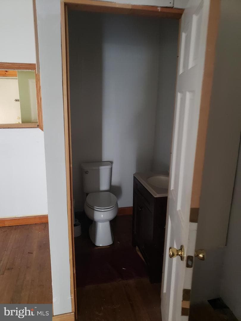 1218 S Wilton Street photo 9