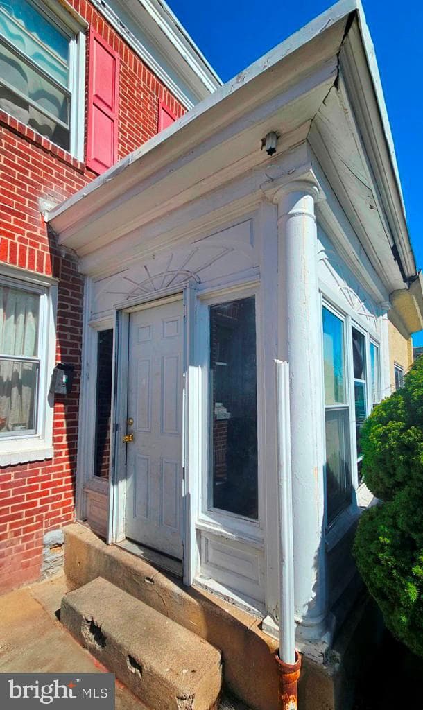 423 E Mentor Street photo 3
