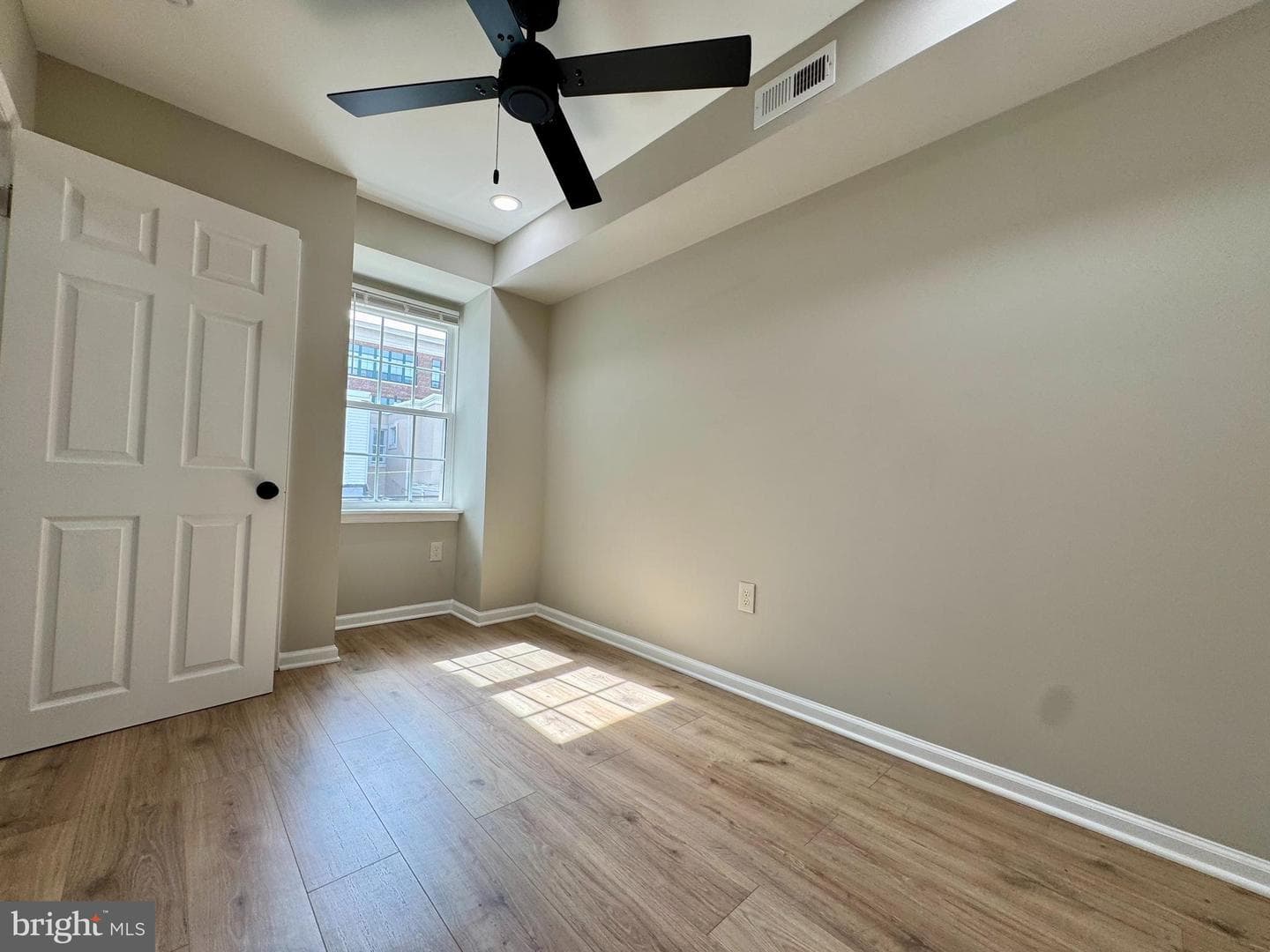 3255 Miller Street photo 17