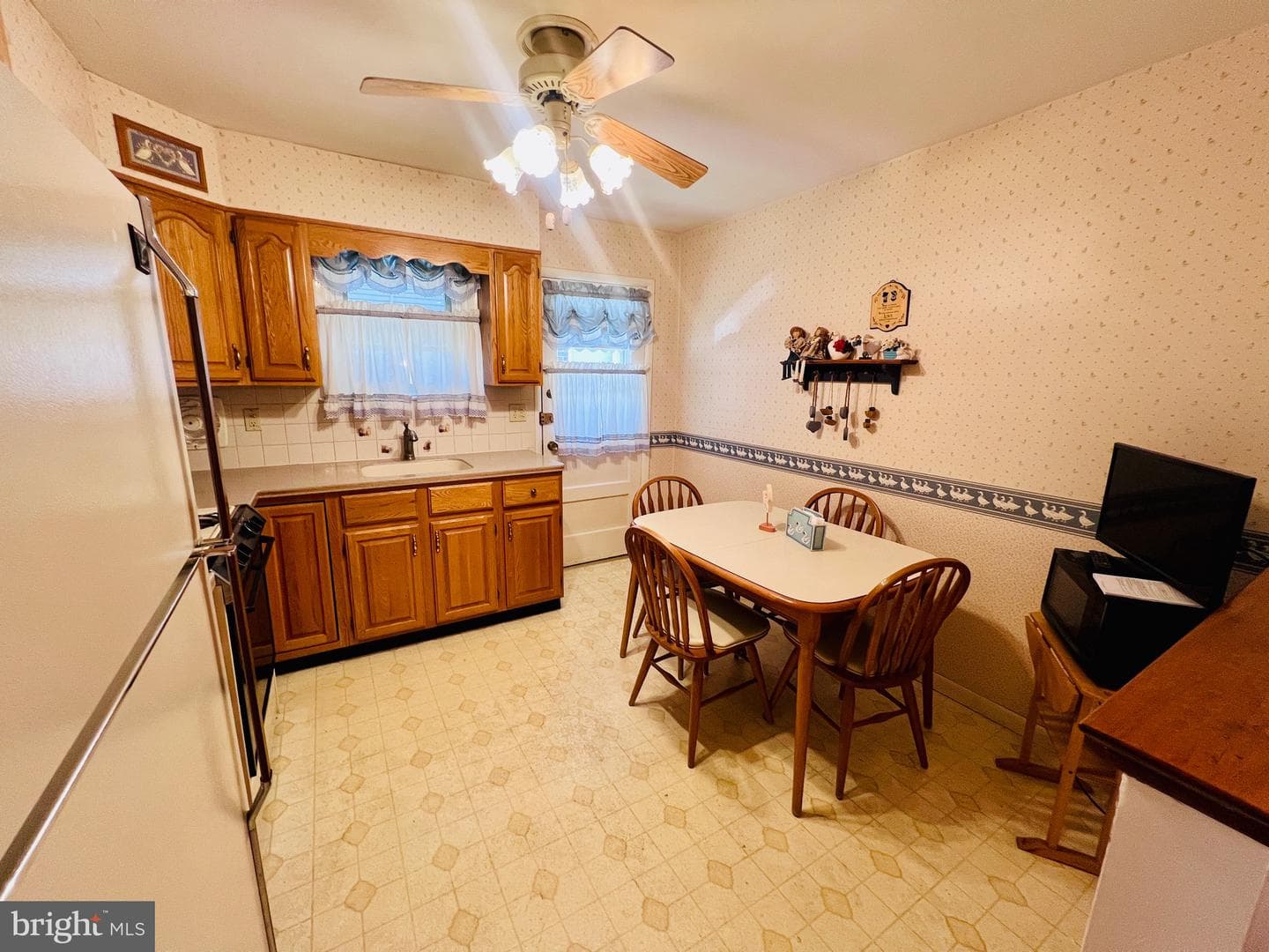 1409 Napfle Avenue photo 12