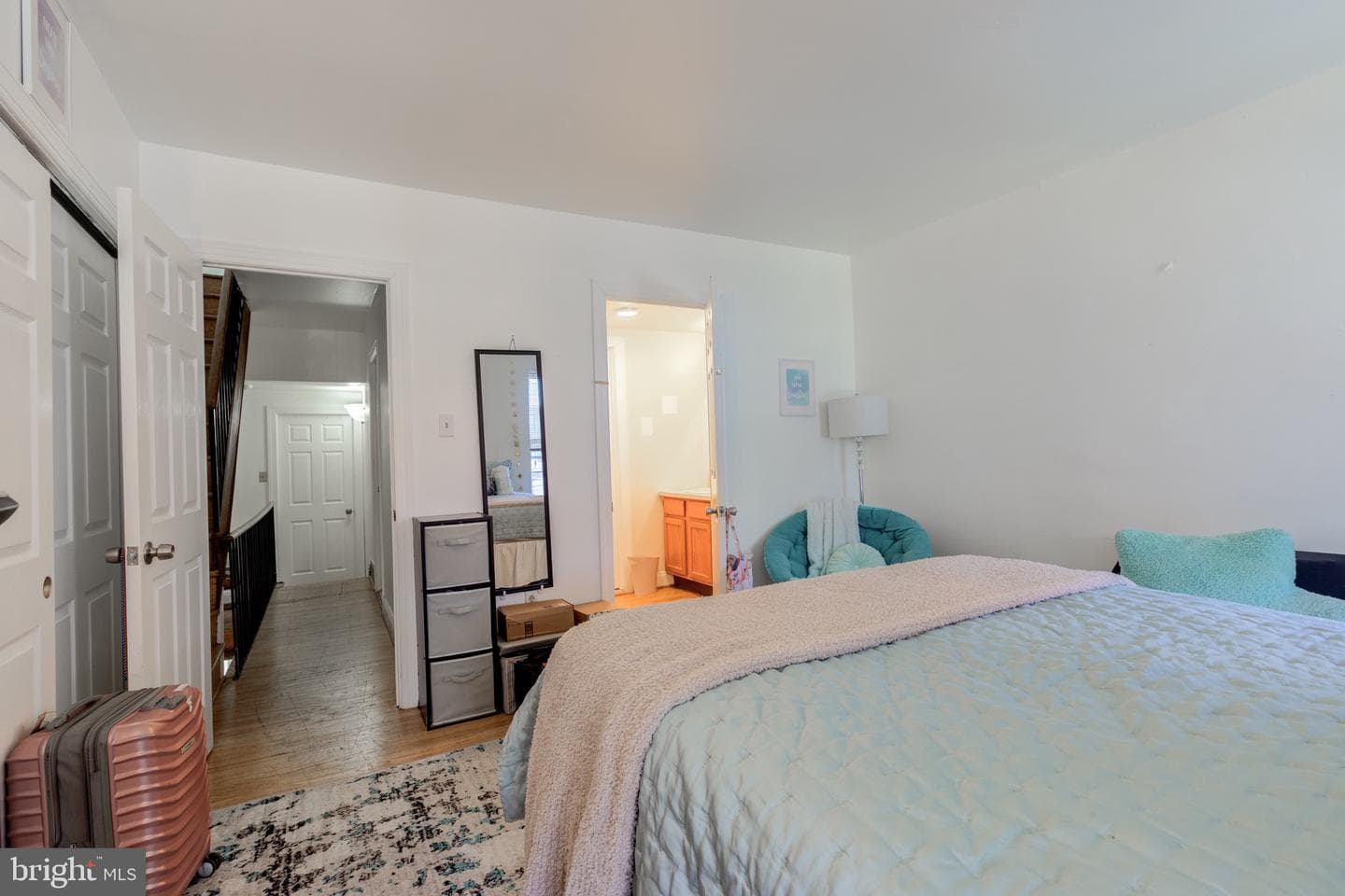 3940 Delancey Street photo 20
