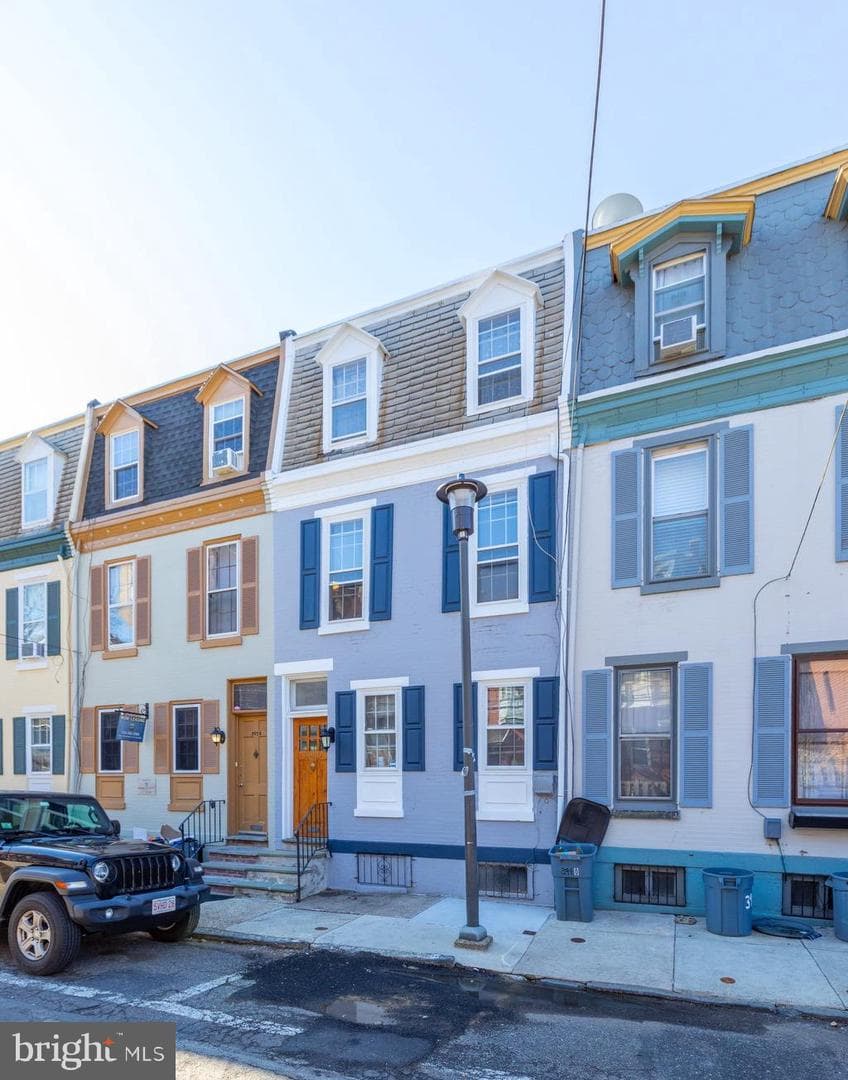 3940 Delancey Street photo 3