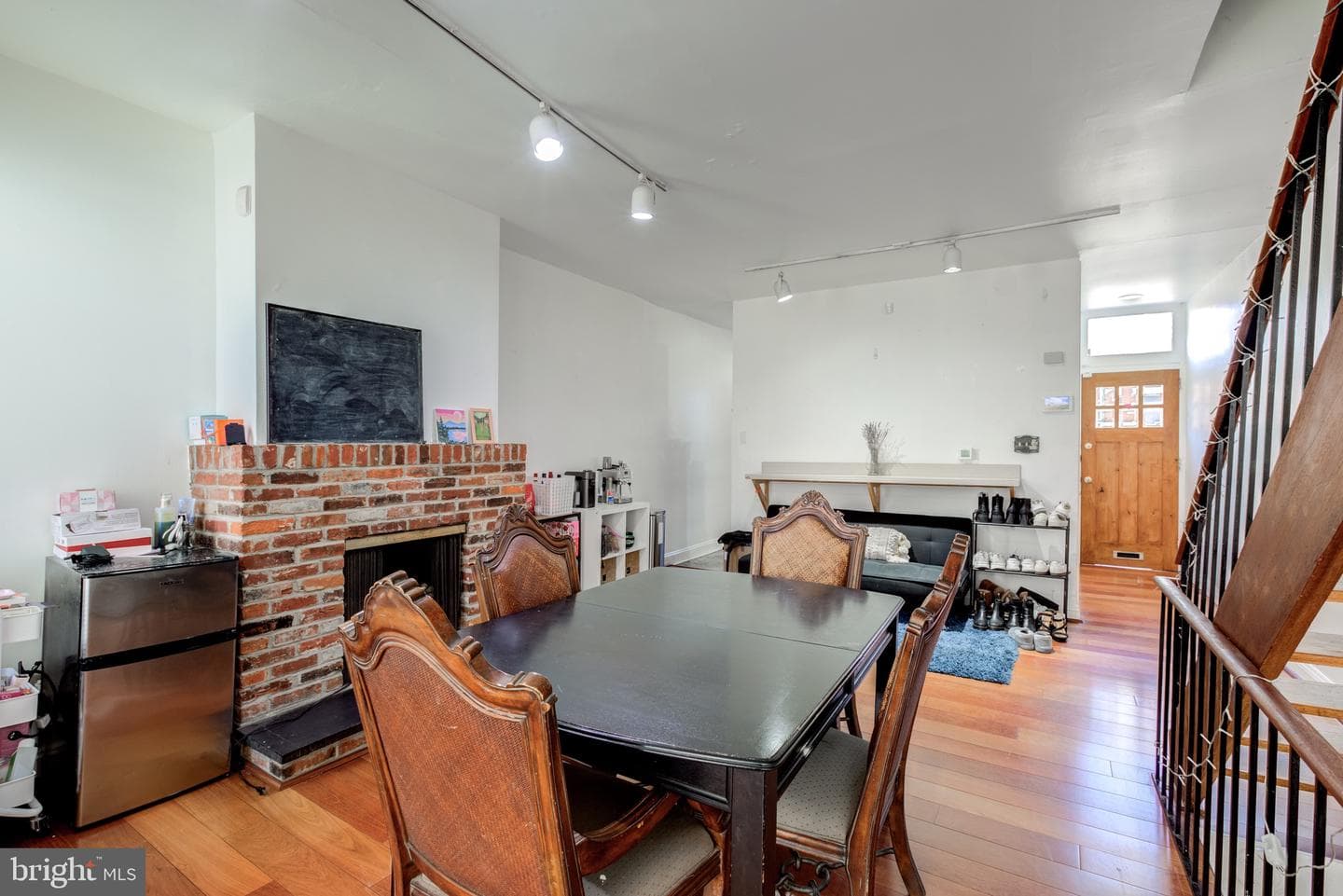 3940 Delancey Street photo 6