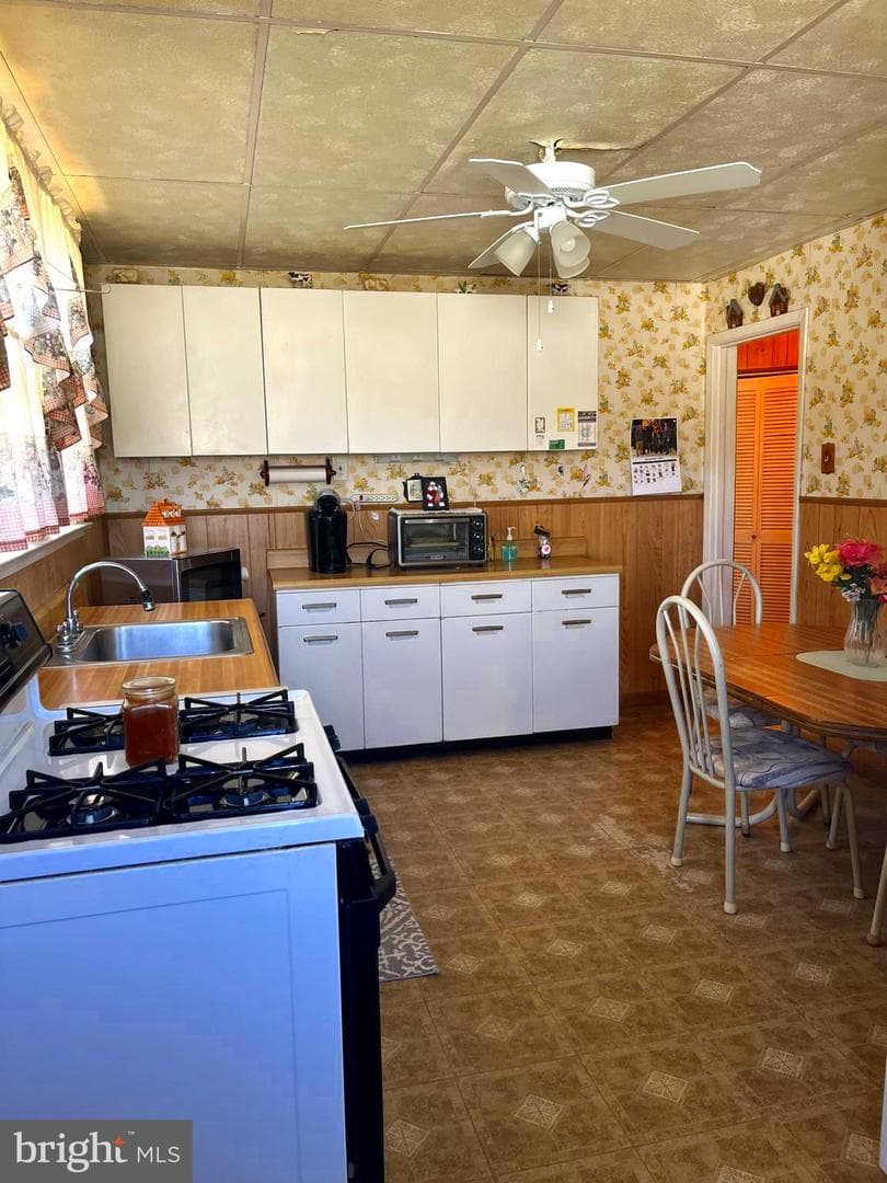 444 Flamingo Street photo 10