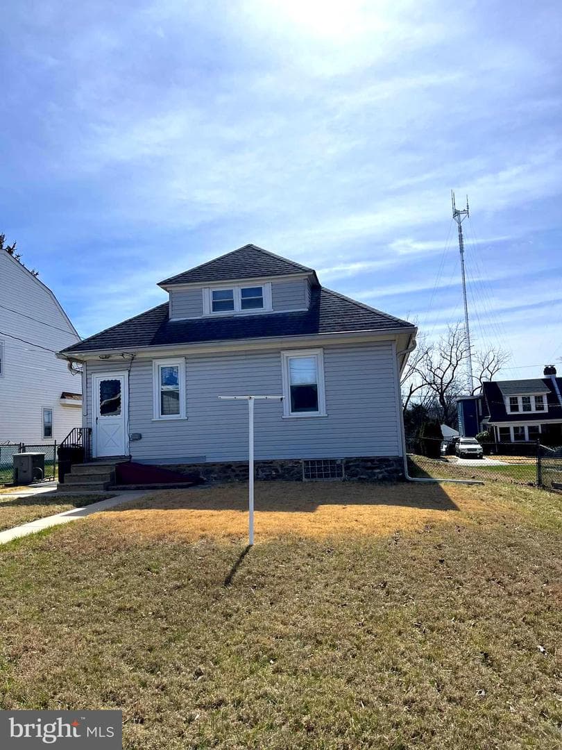 444 Flamingo Street photo 3